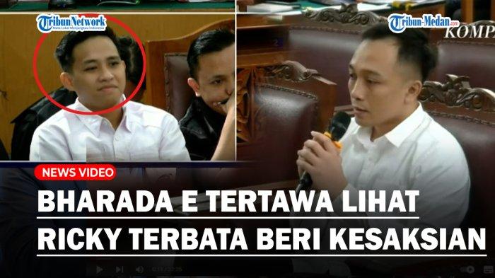 Momen Bharada E Tertawakan Keterangan Ricky Rizal Soal Skenario ...