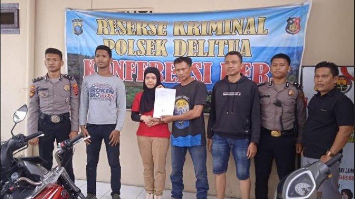 Momen antara preman yang minta uang Rp 150 ke kedai es krim dengan pihak toko bersepakat berdamai di Polsek Delitua. Polisi menyebut korban enggan membuat laporan.