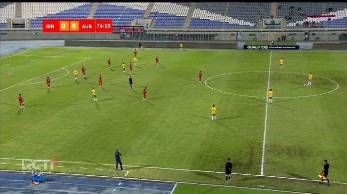 Momen pemain Australia U17 main bertahan dan malas menyerang Timnas U17 Indonesia di laga terlahir Kualifikasi Piala Asia U17 2025