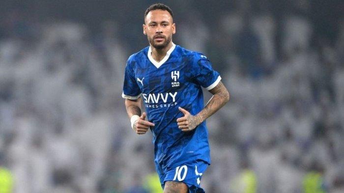 Neymar berlari di lapangan dalam pertandingan Grup B AFC Champions League Elite 2024-2025 antara Al-Ain vs Al-Hilal di Stadion Hazza bin Zayed di al-Ain pada 21 Oktober 2024. (Photo by AFP)(AFP)
