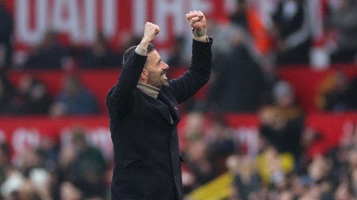 Man United saat menang atas Leicester City. Kemenangan ini membuat Ruud van Nistelrooy berhasil mengukir kisah happy ending sebagai menajer interim Manchester United.