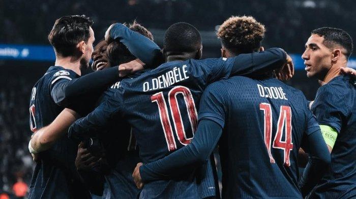 SELEBRASI PEMAIN PSG: Pemain Paris Saint-Germain (PSG) Achraf Hakimi dkk merayakan gol