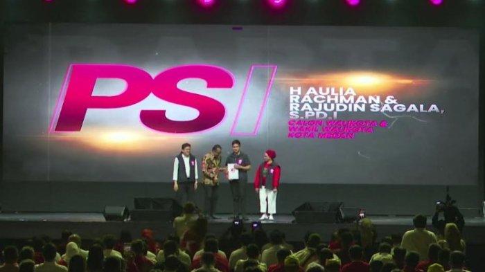 Partai Solidaritas Indonesia (PSI) resmi mengusung calon walikota Medan Aulia Rachman dan Rajudin Sagala maju di Pilkada serentak 2024. Dukungan kepada Aulia Rachman yang juga wakil walikota Medan berpasangan dengan wakil ketua DPRD Medan Rajudin Sagala diberikan oleh ketua umum PSI Kaesang Pangarep di Jakarta, Kamis (15/8/2024).