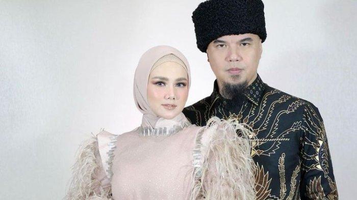 Pasangan selebritis Ahmad Dhani dan Mulan Jameela dipastikan melaju sebagai Anggota DPR RI. 