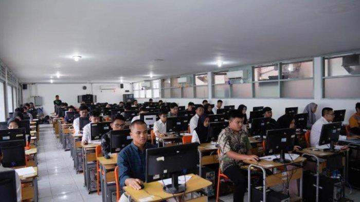 Pelaksanaan UTBK SMM PTN Barat di USU tahun 2024, Kamis (27/6/2024).