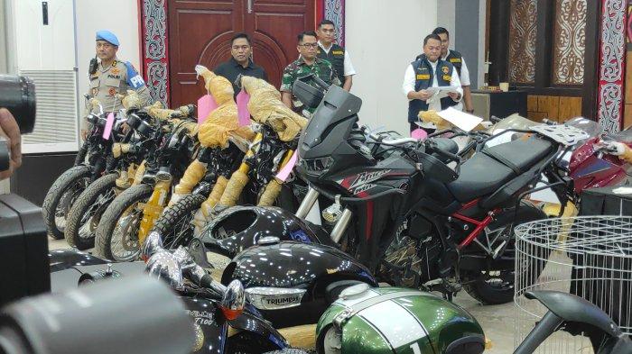 Penyelundupan 17 Moge Aneka Merek dan Ayam Thailand ke Sumut Ditaksir ...