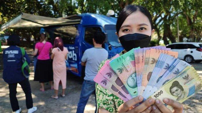 Penukaran uang pecahan menjelang libur idul fitri