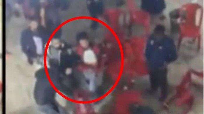 Pesta Pernikahan Ricuh, Tamu Undangan Saling Lempar Kursi, Diduga karena Berebut Makanan