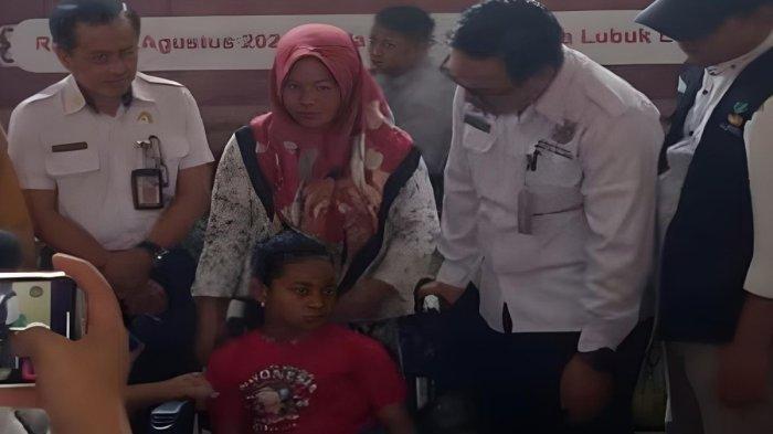 Kursi roda dari Dinsos untuk Aisyah dicuri