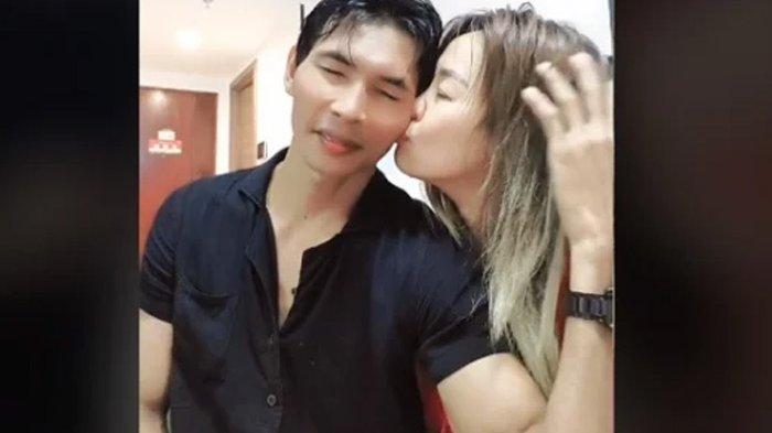 ALASAN Pinkan Mambo Minta Arya Khan di Rumah Aja: Aku Setiap 3 Jam Sekali Selalu Minta Jatah Indehoy (TikTok)
