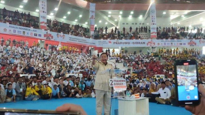 Prabowo Subianto saat berkampanye bersama para pendukung di Sumut, Sabtu (13/1/2024). /Anugrah Nasution.
