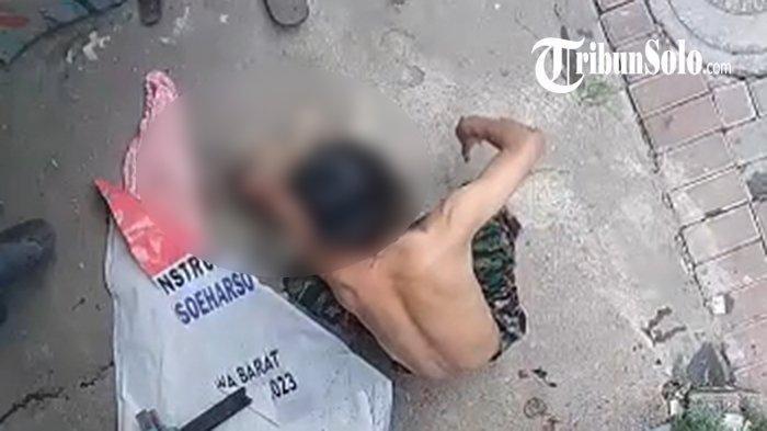 Pria di Solo Banting 3 Ekor Kucing Peliharaanya Sendiri