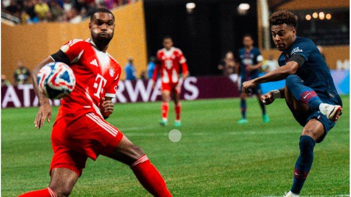 MENANG - Penyerang PSG, Doue saat menjebol gawang Bayern Munchen. Dalam laga PSG vs Bayern Munchen berakhir dengan skor 2-0 untuk kemenangan PSG dan berhask lolos semifinal Piala Dunia Klub 2025.