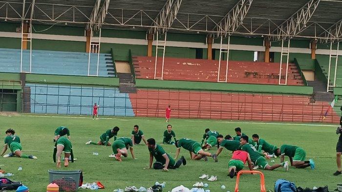 Skuat PSMS Medan menggelar persiapan tim menjelang lawan Persiraja lanjutan Liga 2 di Stadion Teladan