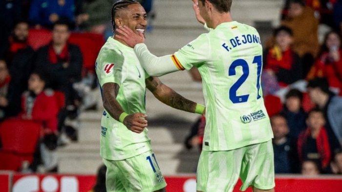Barcelona perlebar jarak poin dari Real Madrid di Klasemen Liga Spanyol 2024-2025 usai mengalahkan Real Mallorca pada pekan ke-16.