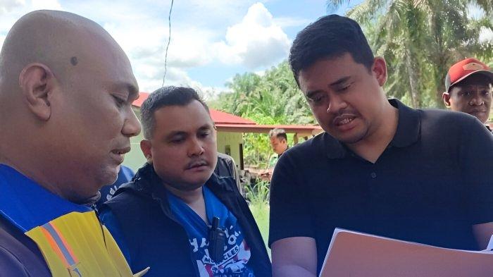 BERTEMU GUBERNUR: Rasuli Efendi Siregar, Kepala UPTD Gunung Tua Dinas PUPR Sumut saat bertemu dengan Gubernur Sumut, Bobby Nasution saat membicarakan proyek jalan Desa Sipiongot.
