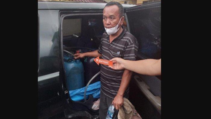 KUMPULKAN BBM Subsidi untuk Dijual Kembali, Seorang Pria Diamankan ...