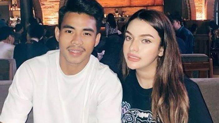 Sarah Ahmad Almusaiteer dan Nurhidayat Haji Haris