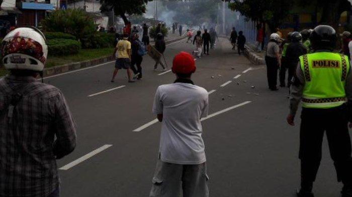 Bentrok Antar pemuda