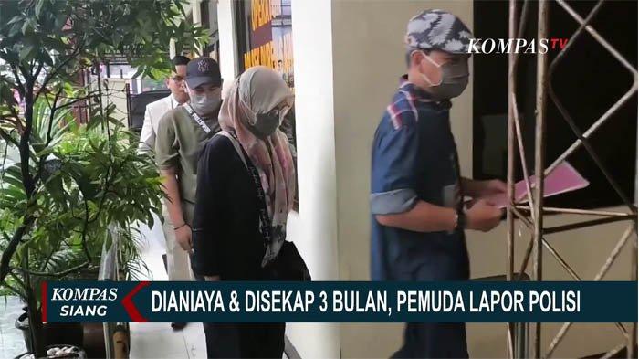 Seorang pemuda inisial MRR (23) dianiaya oleh 30 orang karena tak bisa membayar utang beserta bunganya, yang sebelumnya Rp100 juta menjadi Rp300 juta