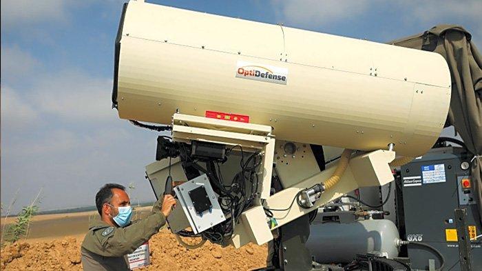 Sistem laser yang bertujuan untuk mencegat balon pembakar dan drone di perbatasan Israel. (AMIR COHEN/REUTERS)
