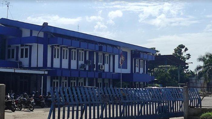 Suasana PT Central Proteina Prima di Jalan Sisingamangaraja - Simpang Jalan Tol Timbang Deli, Kecamatan Medan Amplas, Kota Medan, Sumatera Utara tewas, Selasa (11/6/2024) pagi. Sebanyak dua pekerja tewas diduga keracunan pada Senin 10 Juni kemarin.