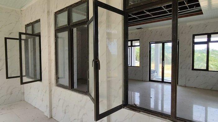 Suasana SMA Plus Langkat yang berada di Dusun VI Bukit Gayor, Desa Kampung Lama, Kecamatan Besitang, Kabupaten Langkat, Sumatera Utara, Selasa (1/10/2024). 