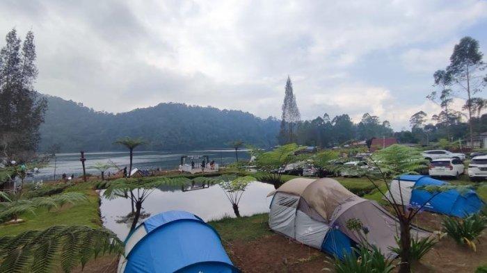 Suasana camping ground Lentera Lau Kawar, yang berada di Danau Lau Kawar, di Kecamatan Namanteran, Kabupaten Karo. (TRIBUN MEDAN/MUHAMMAD NASRUL)