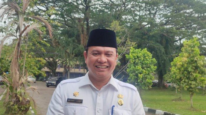 Kepala Badan Kepegawaian Daerah (BKD) Kota Medan Sutan Tolang Lubis saat diwawancarai  mengenai pengunduran diri peserta PPPK tahun 2022, Rabu, (9/8/2023). Sutan mengatakan, ada 14 peserta PPPK yang lulus tapi mengundurkan diri.
