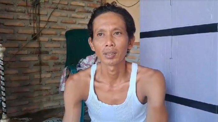 Syamsuddin (40) seorang nelayan pencari kepiting di Kecamatan Tanjung Tiram, Kabupaten Batubara diterkam buaya hingga kaki kirinya luka. Pengakuan korban sempat menghindar dan menendang mata buaya, Selasa (5/12/2023). (Alif Alqadri Harahap/tribun-medan.com)