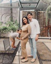 Perceraian Tengku Dewi dan Andrew Andika
