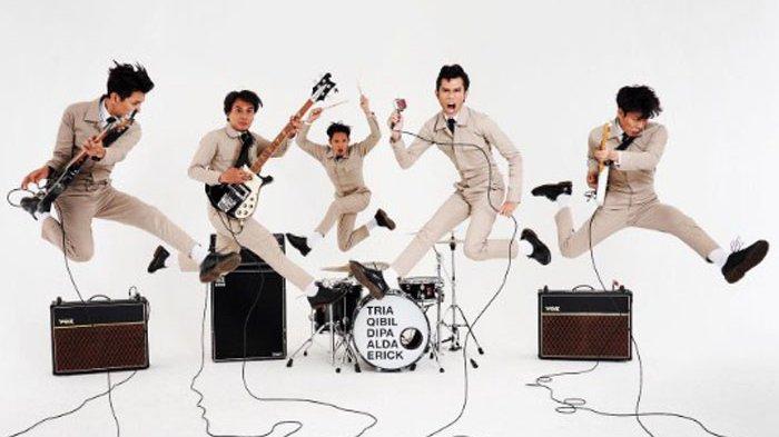 The Changcuters, band yang kerap tampil dengan pakaian ketat