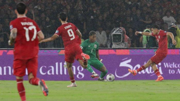 Timnas Indonesia Vs Jepang dalam laga Grup C Babak Ketiga Kualifikasi Piala Dunia 2026 di Stadion Utama Gelora Bung Karno, Senayan, Jakarta, Jumat (15/11/2024)