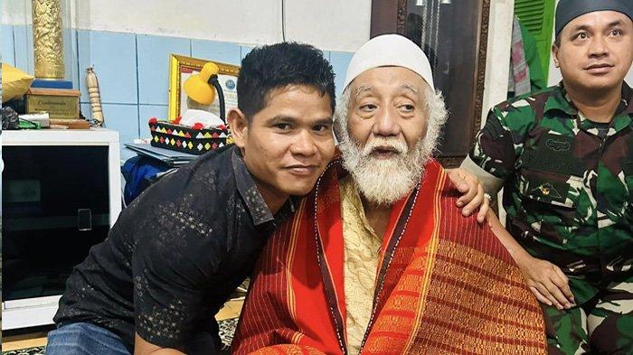 Ulama Kharismatik Abuya Muhtadi (FB)