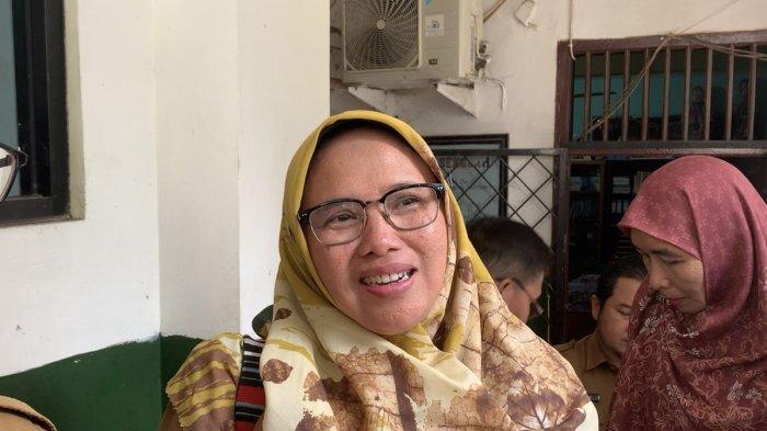 Wakil Kepala Sekolah Sukaemah saat ditemui di sekolah dasar negeri (SDN) Jatimulya 09, Tambun Selatan, Kabupaten Bekasi, Selasa (31/10/2023). Ia membantah membantah adanya perundungan yang berujung kaki salah satu siswa harus diamputasi.