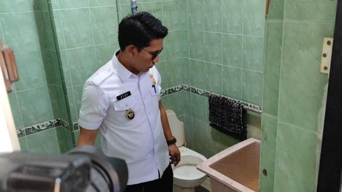 SIDAK PELAYANAN : Wakil Wali Kota Binjai, Hasanul Jihadi saat melakukan sidak soal pelayanan dan fasilitas di RSUD Djoelham Kota Binjai, Sumatera Utara,  Rabu (12/3/2025).