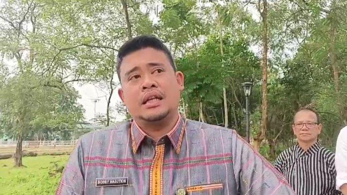 Wali Kota Medan Bobby Nasution saat diwawancarai usai meninjau lokasi Taman Cadika Medan, Jumat (12/7/2024).  Menurutnya,   Anggaran untuk Pilkada sudah diberikan Pemko Medan ke KPU dan Bawaslu.