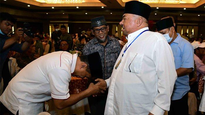Bupati Batu Bara, Ir. H. Zahir, M.AP bersama Dato’ Seri H. Syamsul Arifin, SE.