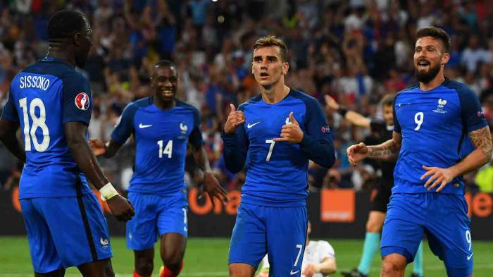 Selebrasi Gol Griezmann Meniru Gaya Rapper - Tribun-medan.com