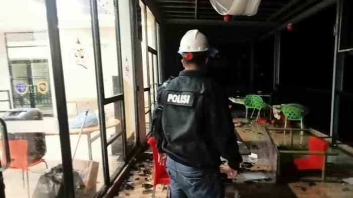 Pihak Polres Samosir melakukan pengecekan lapangan setelah bencana alam di Samosir.