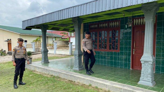 Ciptakan rasa aman personil Polres Humbahas menggelar patroli rutin, melakukan pemantauan terhadap rumah masyarakat yang kosong saat warga mudik Lebaran 2024, Selasa (9/4/2024).