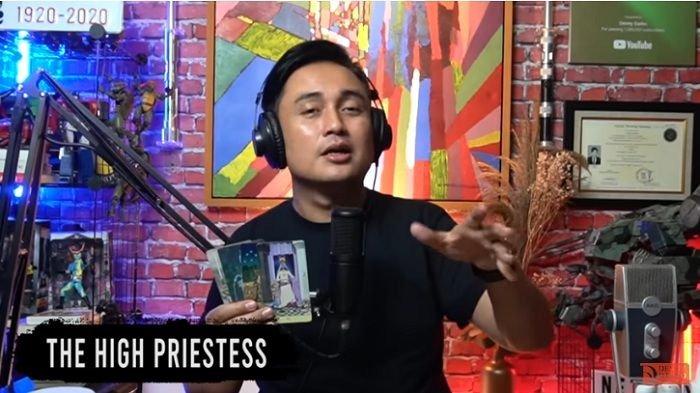 Tangkapan layar video Denny Darko