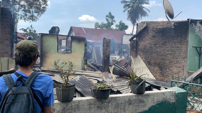 Kebakaran di Asrama Eks Kowilhan TNI AD, Medan Perjuangan, Selasa (23/4/2024).