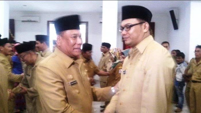 dr Asri Luddin Tambunan mendapat ucapan selamat dari Ashari Tambunan usai dilantik menjadi Kadis Kesehatan beberapa waktu lalu.