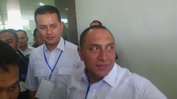 Edy Ramayadi saat didampingi Musa Rajeckshah di RSUP Adam Malik, Kamis (11/1/2018)