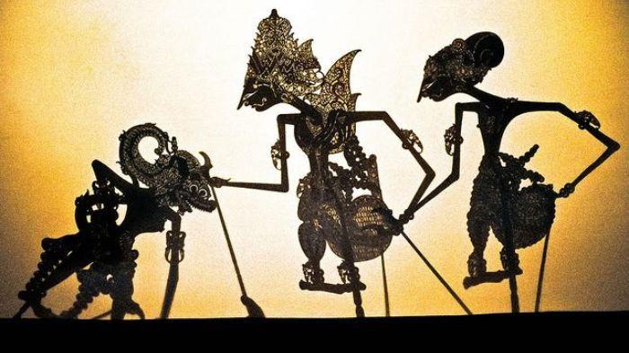 WAYANG- Ilustrasi pementasan seni wayang yang merupakan bagian dari tradisi masyarakat Jawa.