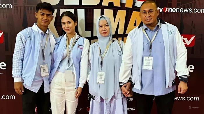 Keluarga Andre Rosiade dan Nurul Anastasia