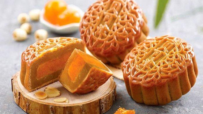 Kue bulan.