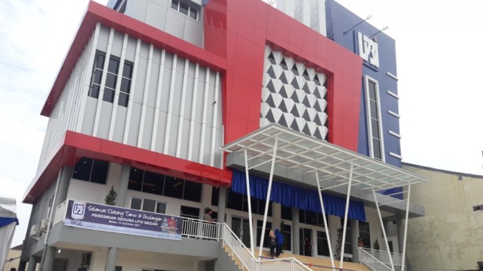 Gedung baru LP3I di Jalan Sei Serayu, Medan