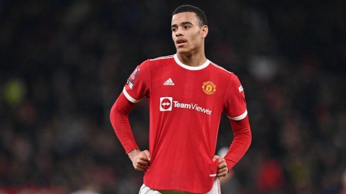 Striker Inggris Manchester United Mason Greenwood dalam pertandingan sepak bola putaran ketiga Piala FA Inggris antara Manchester United dan Aston Villa di Old Trafford di Manchester, barat laut Inggris, pada 10 Januari 2022.